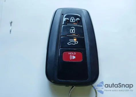 2021 Toyota Highlander Le z USA, uszkodzony, nr VIN 5TDBZRBH8MS528233